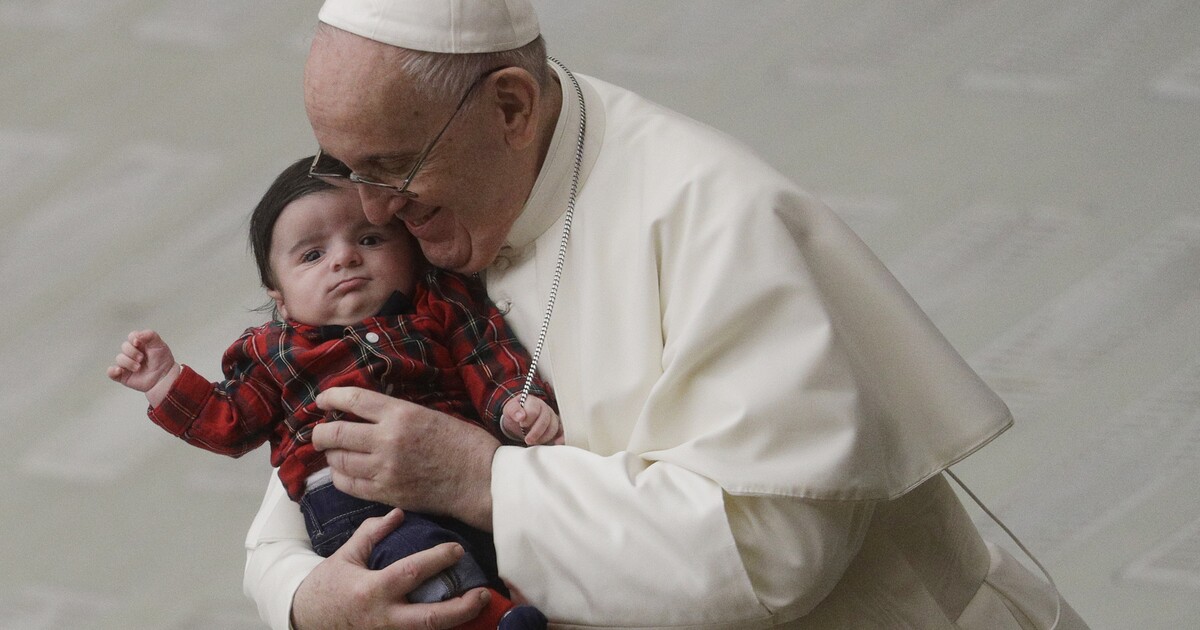 Kdo bude novým papežem po Františkovi? Šanci má kandidát z Afriky nebo kardinál narozený v Československu