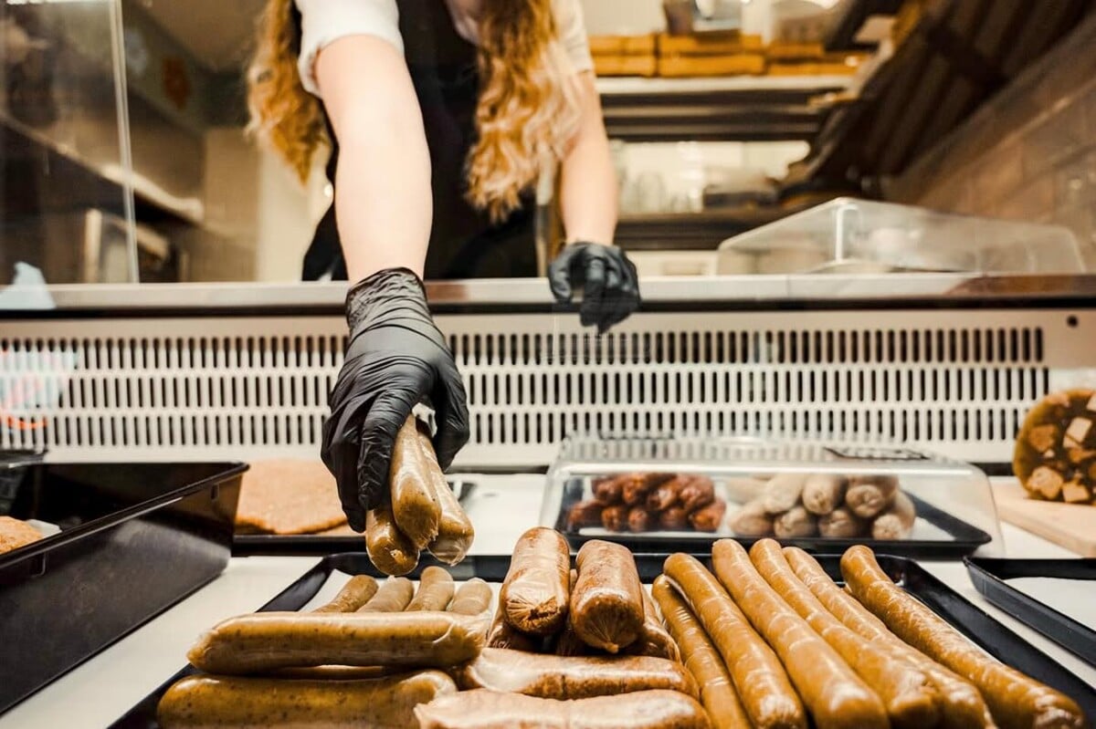 Veganské uzeniny z Bezmasny.