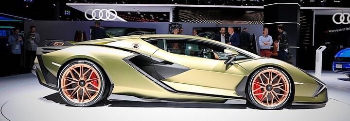 Značku Lamborghini už na autosalonu neuvidíš. Slavný výrobce aut mění taktiku