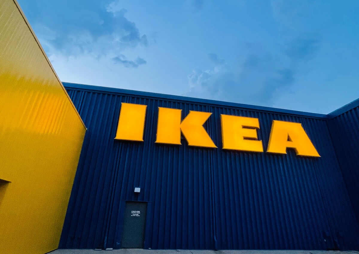 História značky IKEA je pestrejšia ako jej logo.