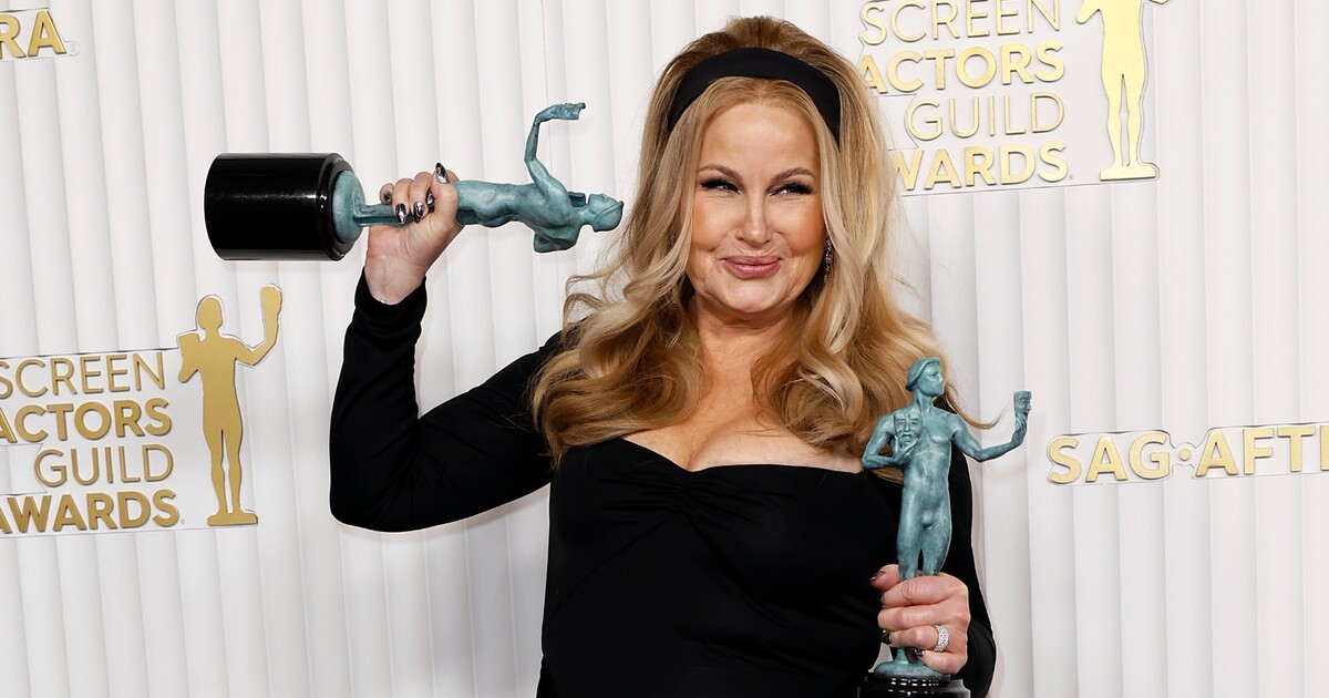 SAG Awards 2023: Kdo vyhrál a komu to slušelo na červeném koberci?