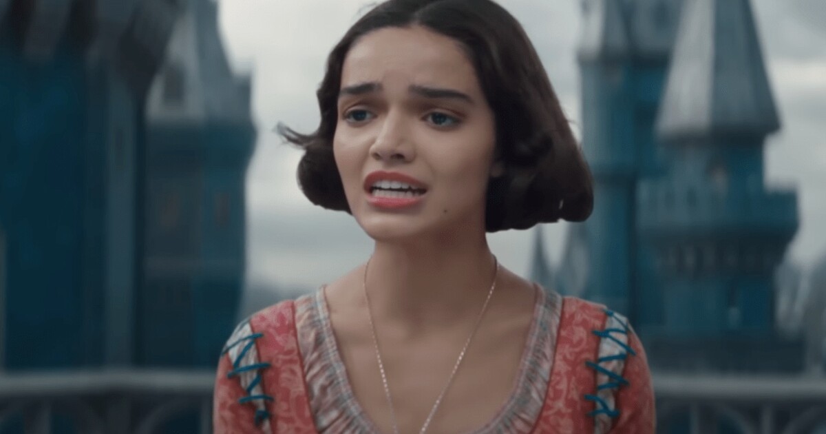 Nová kontroverzní Sněhurka od Disney je propadák. Na ČSFD má jen 15 procent