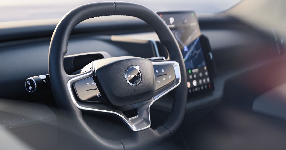 Nejmenší Volvo EX30 má v Česku velké ambice. Stojí 869 tisíc korun a chce být jedničkou mezi elektroauty