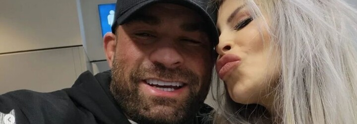 Karlos Vémola a Lela Ceterová sú opäť spolu. „Nevieme byť bez seba,“ napísala na Instagram slovenská playmate