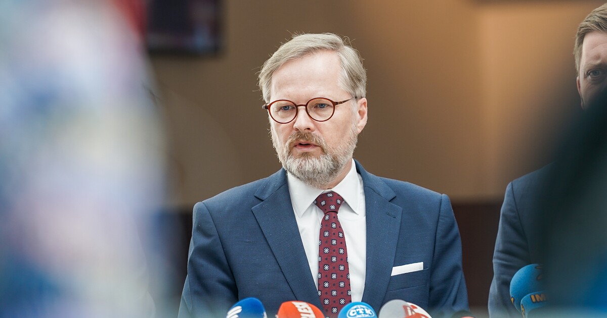 Petr Fiala ve středu poletí do Izraele. Setká se s Netanjahuem i Herzogem