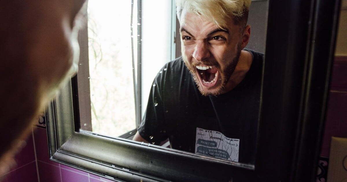 Zpocené ruce, tlak na hrudníku i potíže s dýcháním. Jak předejít vzteku a úzkosti?