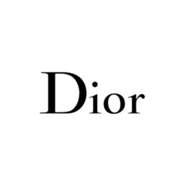 Ktorá dizajnérka má na starosti pánske šperky z dielní módneho domu Dior? 