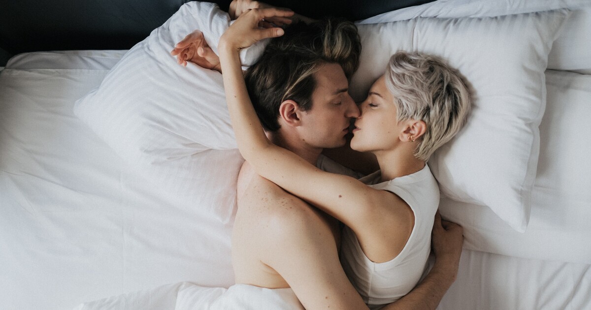 Sex bez souhlasu by měl být trestný čin, myslí si 69 procent Češek. Co dalšího ukázal průzkum?