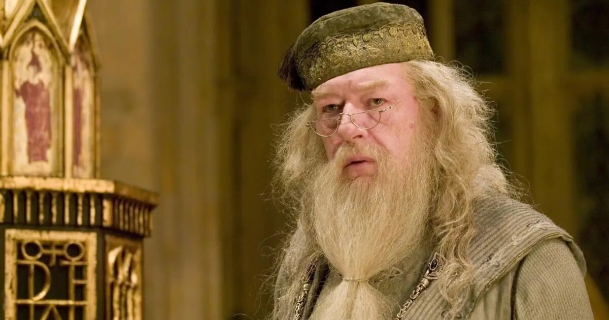 Zemřel představitel Brumbála z Harryho Pottera. Herci Michaelu Gambonovi bylo 82 let