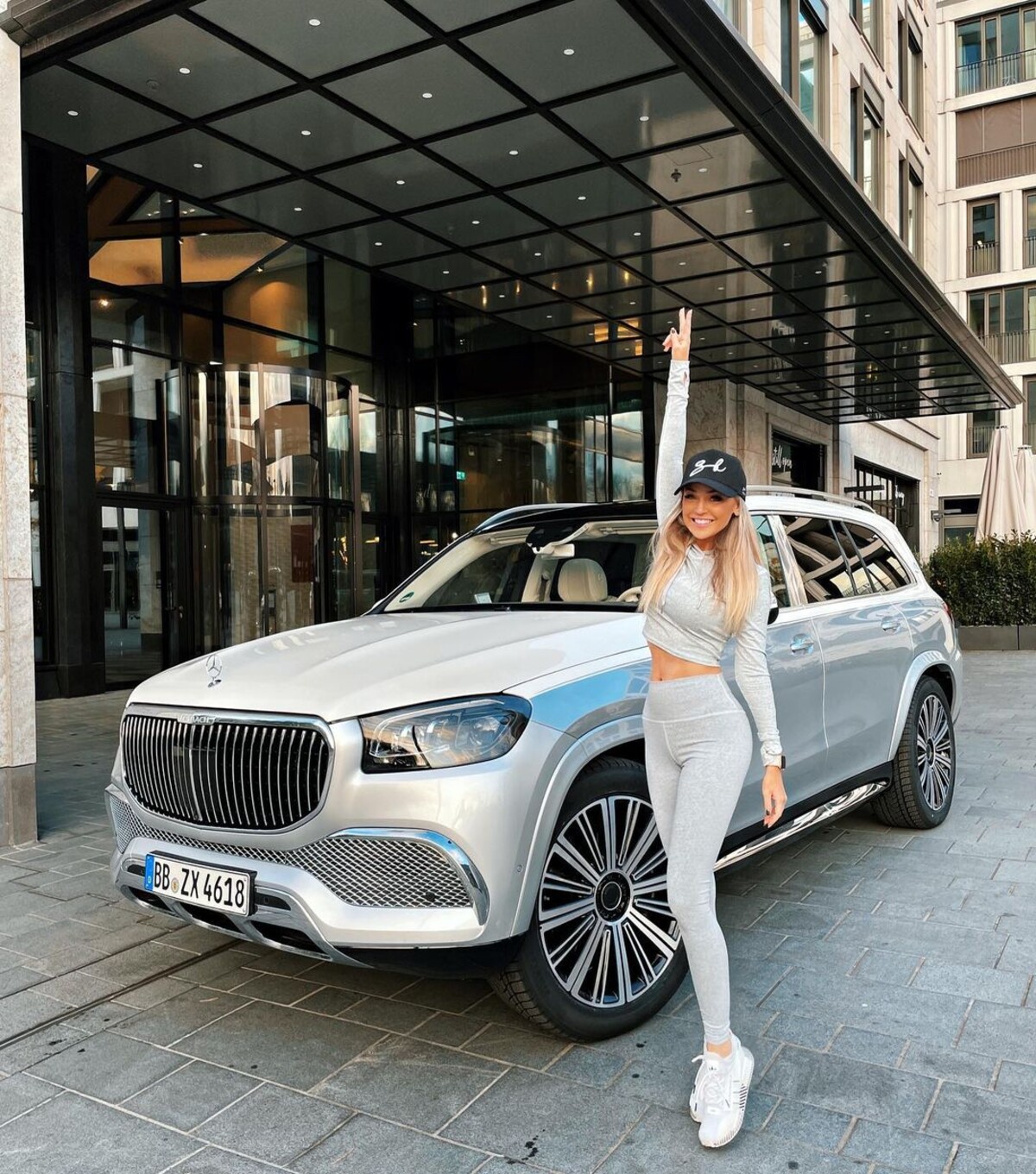 Dubaj
luxusné autá
influencerka
Inka Lackovič