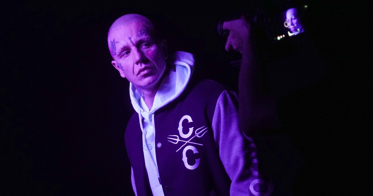 Sergei Barracuda oslavil 100 tisíc odběratelů na YouTube novým klipem. Track Oblíbený interpret nahrál v Atlantě