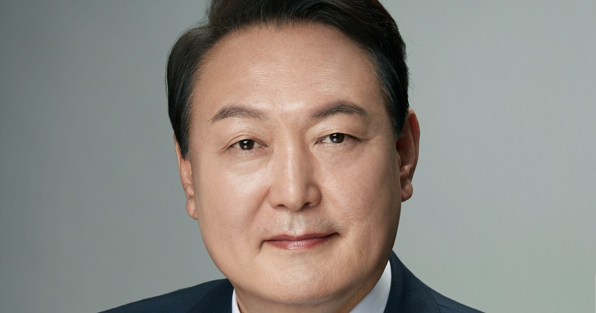 Neuvěřitelných 24 hodin pro Koreu. Prezident chtěl zavést popravy, teď možná bude muset odstoupit