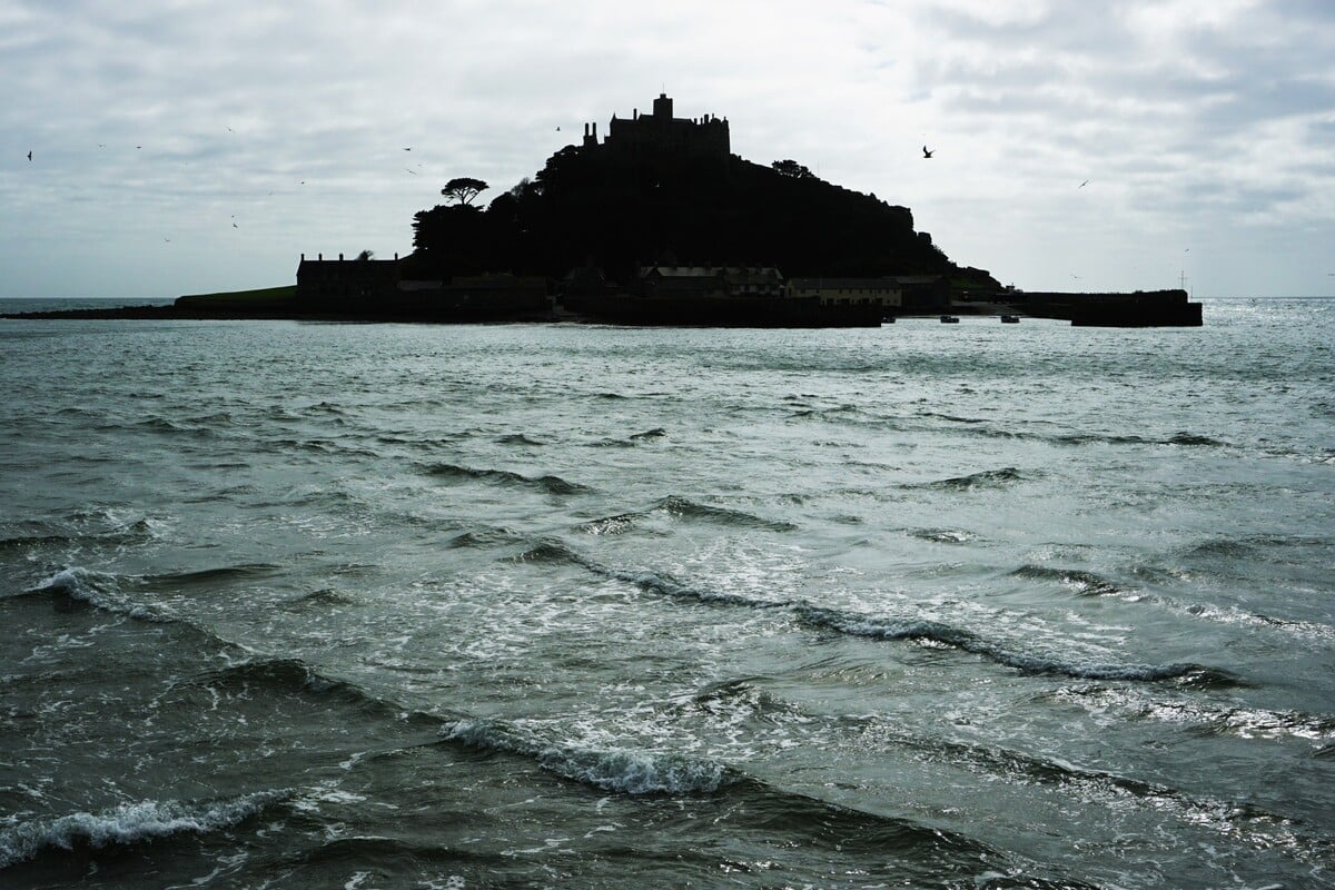 cross sea
