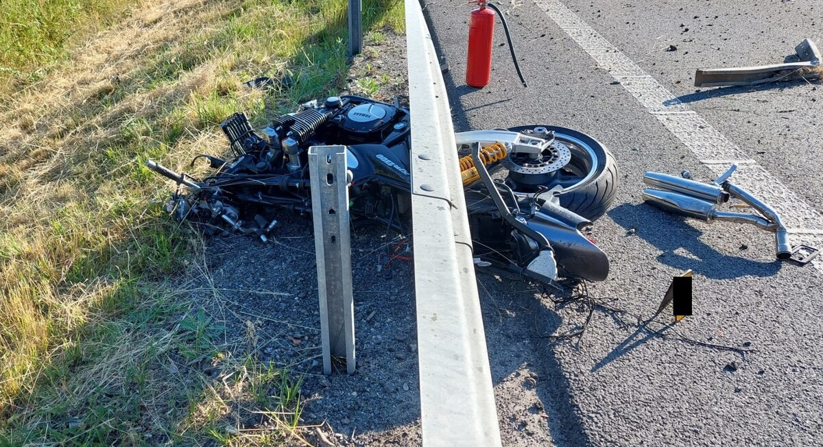 Nehoda motorkáře na Pelhřimovsku.