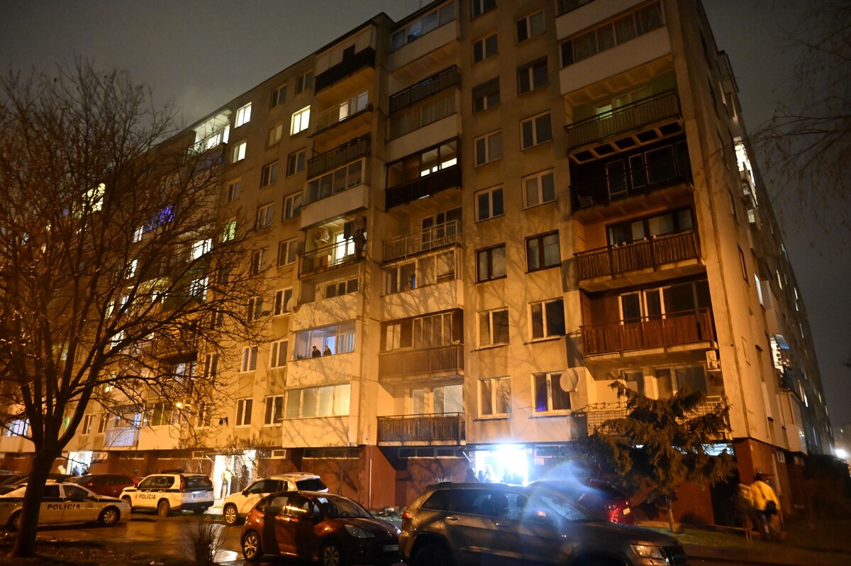 Miesto činu na Bieloruskej ulici v Michalovciach, kde v utorok 17. januára 2023 našli štyri mŕtve telá bez známok života.