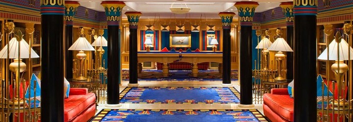 Symbol luxusu a moderní Dubaje. Prohlédněte si virtuálně hotel Burj Al Arab díky spolupráci s Googlem