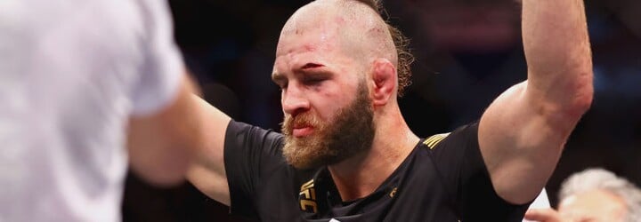 VIDEO: Pozri sa, ako šampióna UFC Jiřího Procházku v Brne vítali tisíce nadšených fanúšikov
