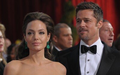 Angelina Jolie o Bradu Pittovi: Napadl mě i naše děti, chtěl podepsat dohodu o mlčenlivosti.