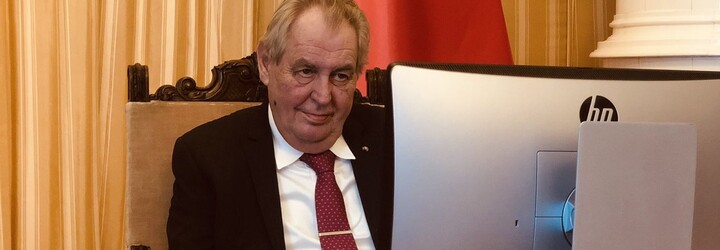 Nebyl jsi žádný zaprášený oleandr, blahopřál Zeman Klausovi k osmdesátce. I dnes, novinářům navzdory, pronášíš jasné názory