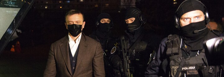 Jeden z najbohatších Slovákov skončil v putách. Sláva a pád Jaroslava Haščáka