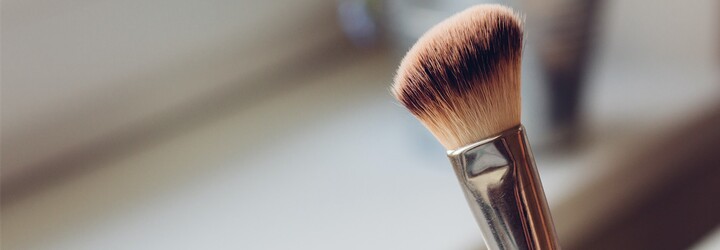 Muži viděli své přítelkyně poprvé bez makeupu. Jejich reakce tě možná překvapí