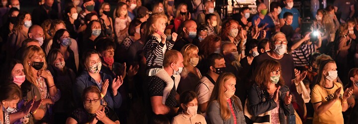 Už v úterý proběhne v Česku první velký koncert až pro 2 500 lidí