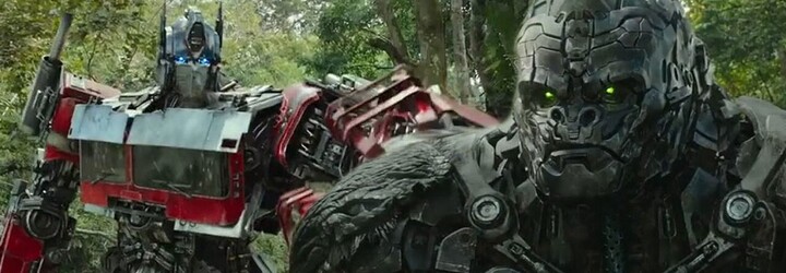 Gorila a Optimus Prime bojujú v traileri na život a na smrť. Nový film Transformers si nenechá utiecť žiadny fanúšik epickej akcie