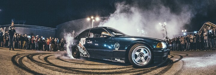 Vychutnaj si atmosféru nočného zrazu Illegal Night #4 prostredníctvom aftermovie a bohatej fotogalérie