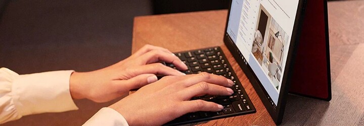 Lenovo X1 Fold: prvý notebook s ohybným displejom ide do obchodov