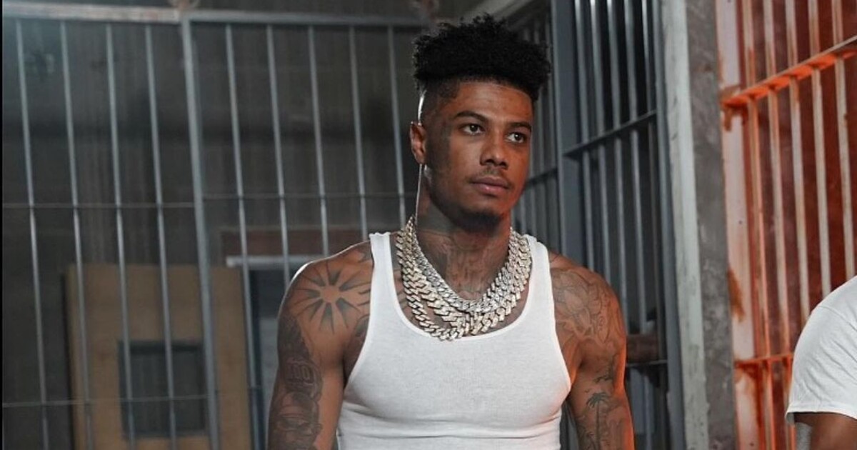 „Frajer prostě přišel se psem a nožem.“ Rappera Blueface pobodali během tréninku, boxerský fight nebude