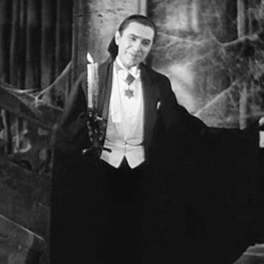 Dracula z roku 1931 sa dočkal pred pár rokmi nového soundtracku. Ktorý skladateľ ho zložil? 