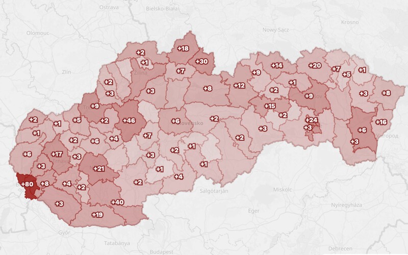 MAPA: Z rekordných 552 prípadov koronavírusu je najviac z Bratislavy. Nové prípady sú takmer v každom okrese.