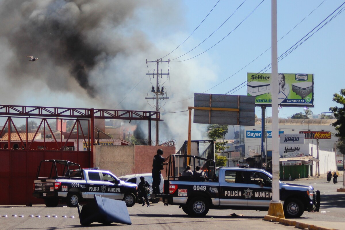 Nepokoje v Mexiku po tom, čo tamojšie úrady zatkli Ovidia Guzmána, jedného zo synov mexického narkobaróna El Chapa.