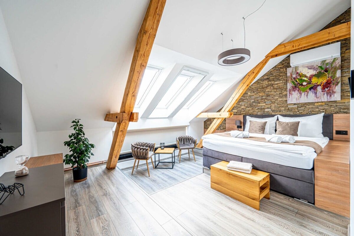 Galerie mlýn Žeraviny, ubytování, pokoje, hotel