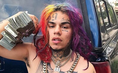 6ix9ine financoval nebezpečný gang, aby mohol páchať trestné činy. Prokuratúra zverejnila jeho udavačské svedectvo 6ix9ine financoval nebezpečný gang, aby mohol páchať trestné činy. Prokuratúra zverejnila jeho udavačské svedectvo