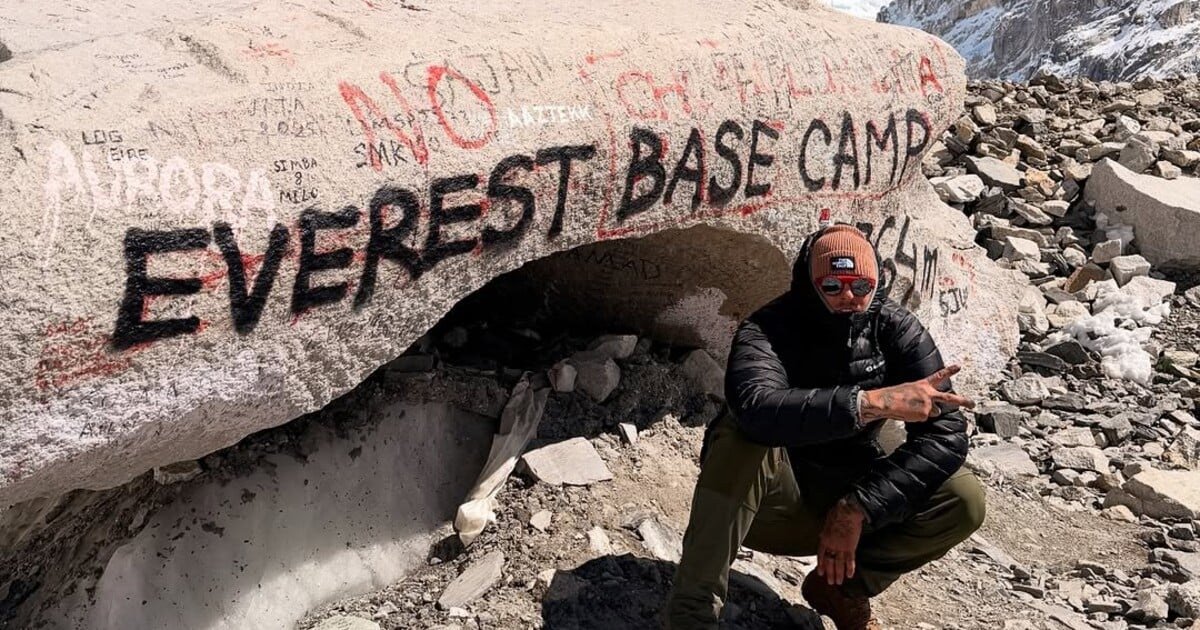 Kauza s graffiti na Mount Evereste pokračuje. Do Separa sa pustil známy zahraničný influencer a sprievodca