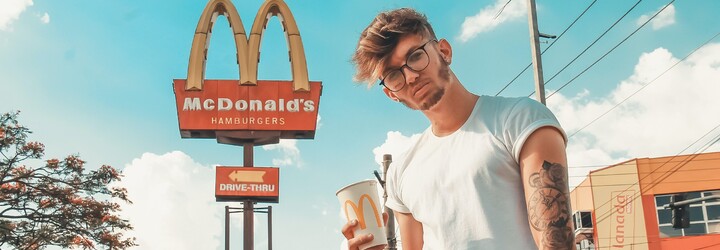7 zajímavostí, které o McDonald's možná nevíš. Nugetky mají názvy a existuje Hamburger univerzita
