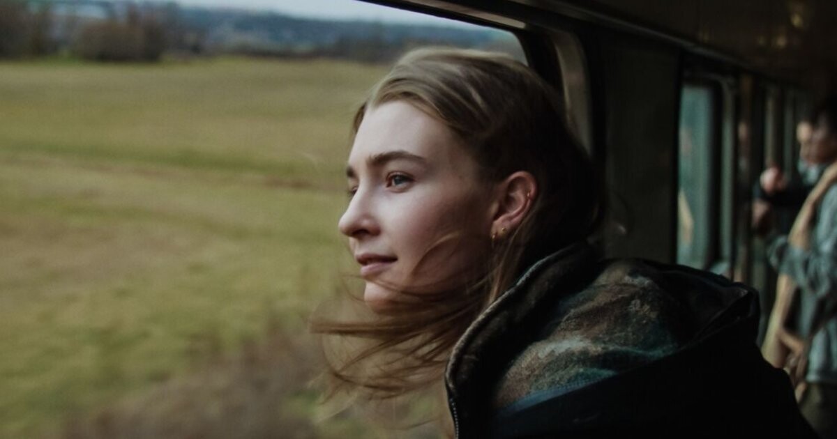 Oscarový režisér Chlastu natočil seriál, který vznikal i v Česku. Ukazuje svět čelící klimatické katastrofě