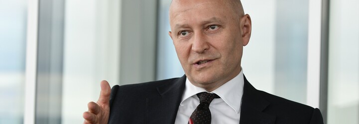 VIDEO: Český miliardář Radim Passer jel na německé dálnici rychlostí 417 km/h. Němcům se to nelíbí