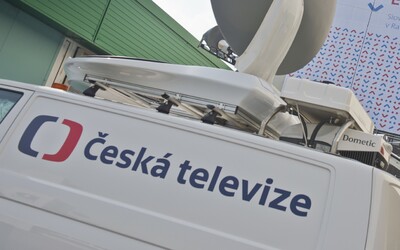 „Zpřerážím ti páteř, ty prase.“ Reportér ČT čelí výhrůžkám kvůli jeho příspěvkům o Haně Lipovské.