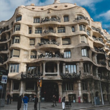 Ktoré mesto má prezývku Gaudího mesto?