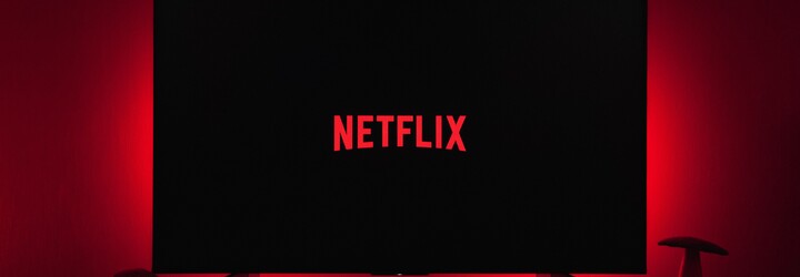 Netflix pozastavil natáčení seriálu The Chosen One. Dva herci tragicky zahynuli při autonehodě