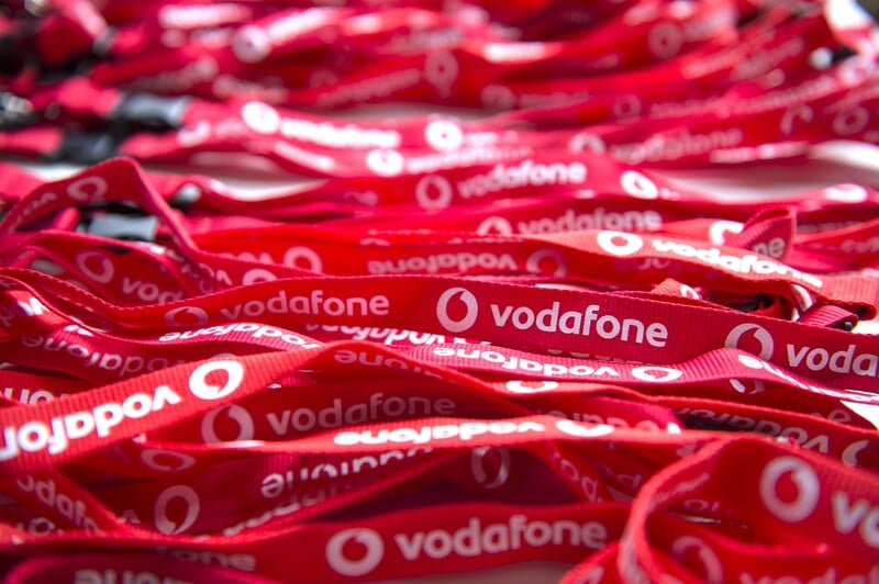 Operátor Vodafone se dříve jmenoval: