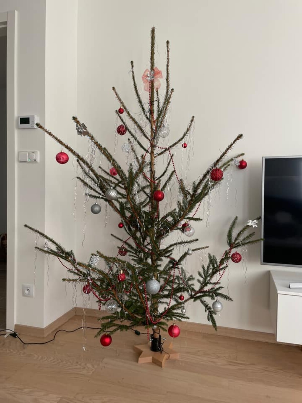 Zákazníci obchodu minulý rok dokonce nadšeně posílali fotografie svých ozdobených stromků, které u nich pořídili.