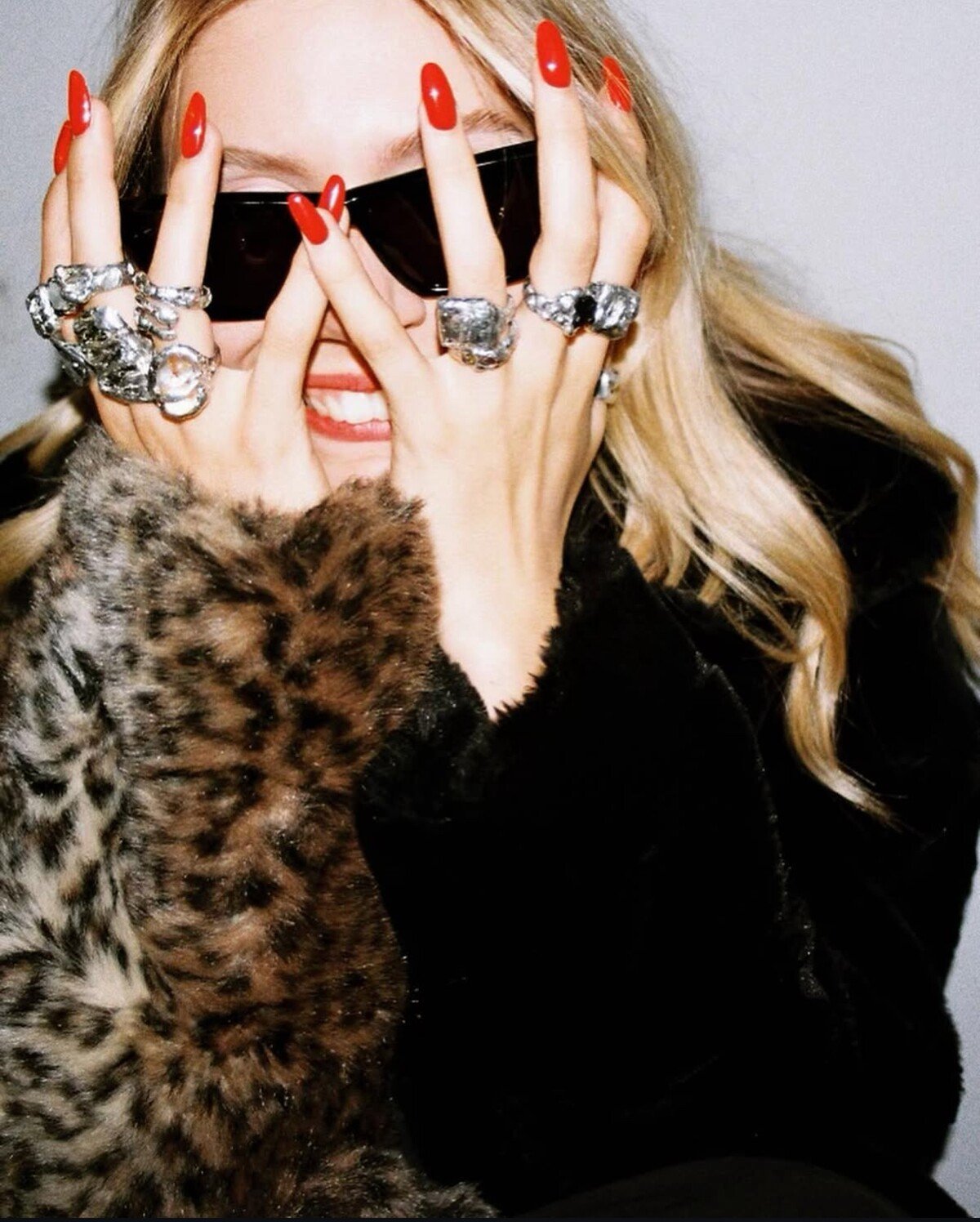 Prvá kolekcia 7EX prsteňov od Nadzemou.