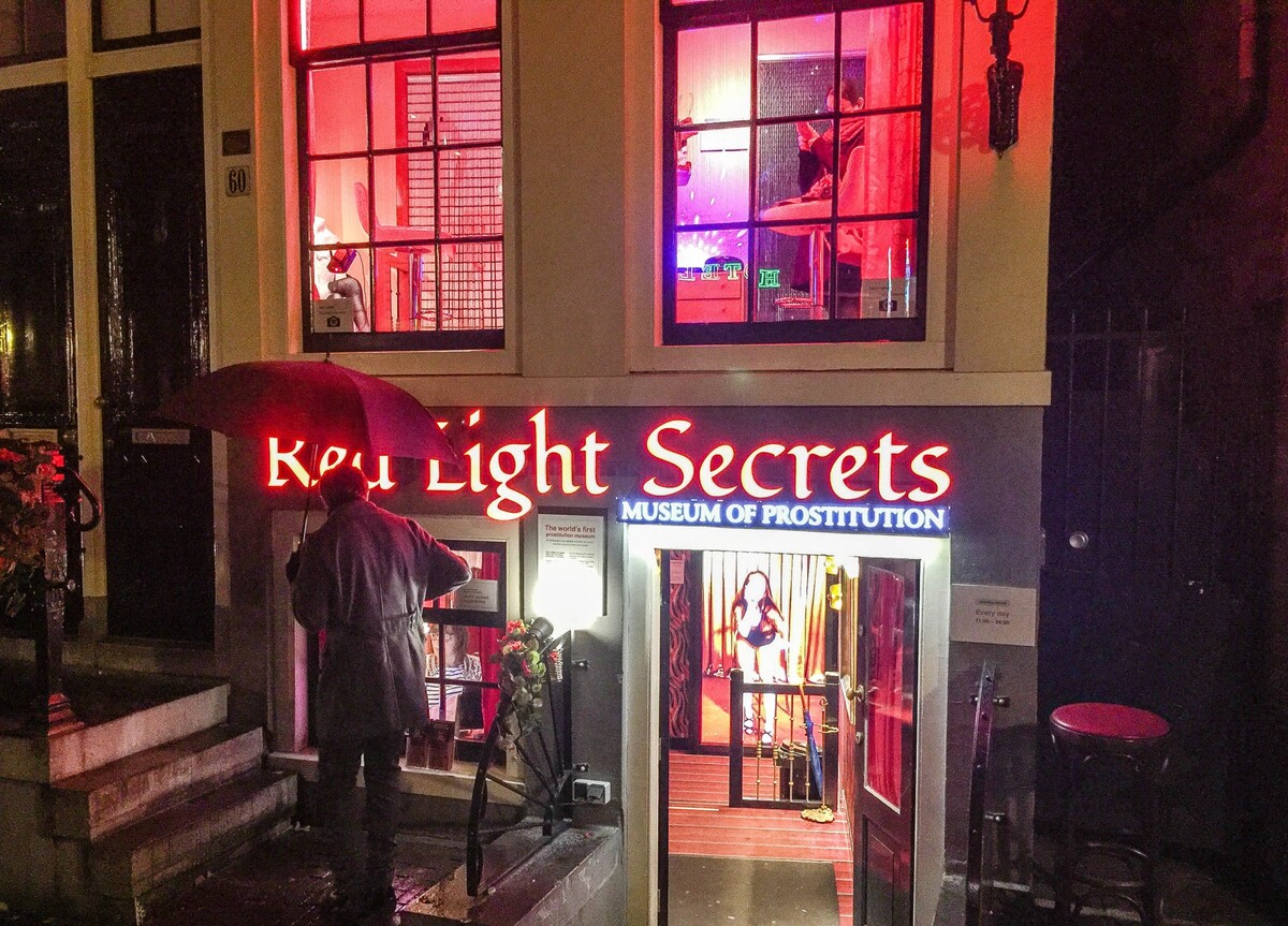 red light district amdsterdam prostitucia legalna ulica
