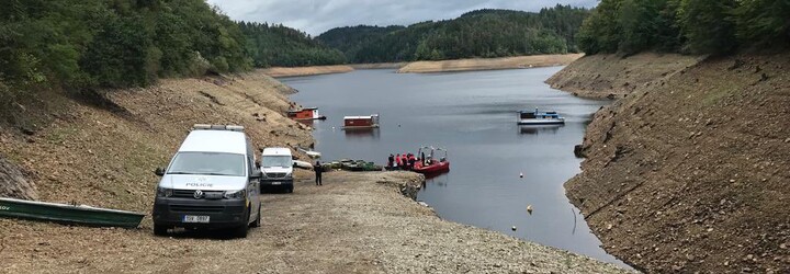 Policisté nalezli v orlické přehradě tělo ženy 