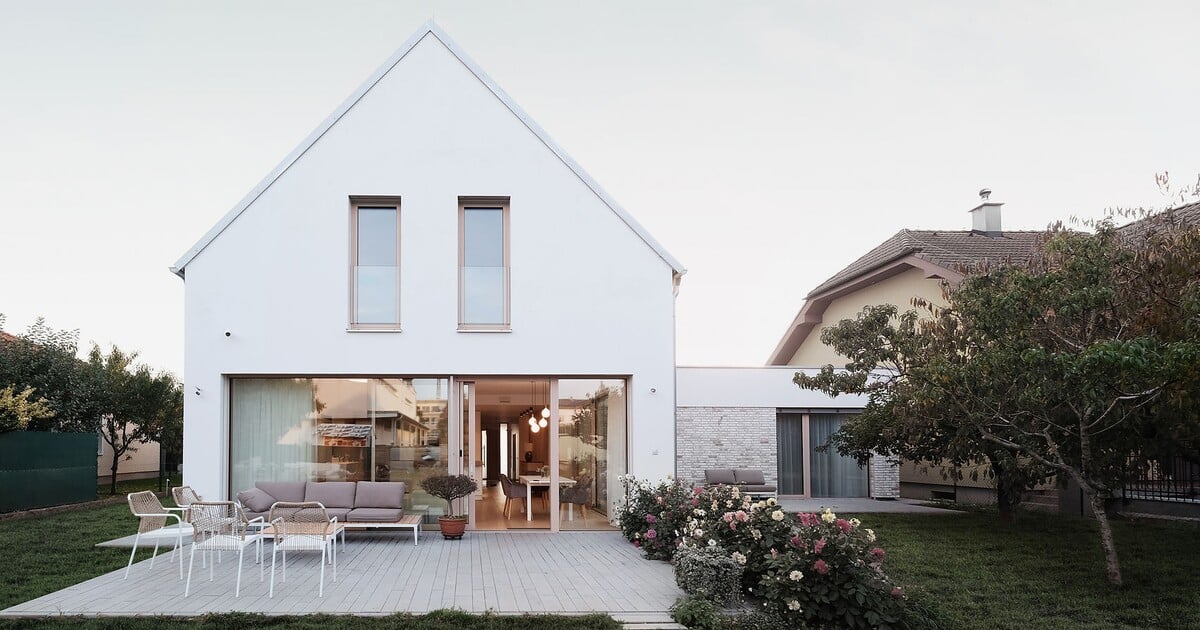 Možná nejkrásnější dům, jaký letos uvidíš. Na Slovensku vyrostl příbytek inspirovaný skandinávským stylem minimalismu