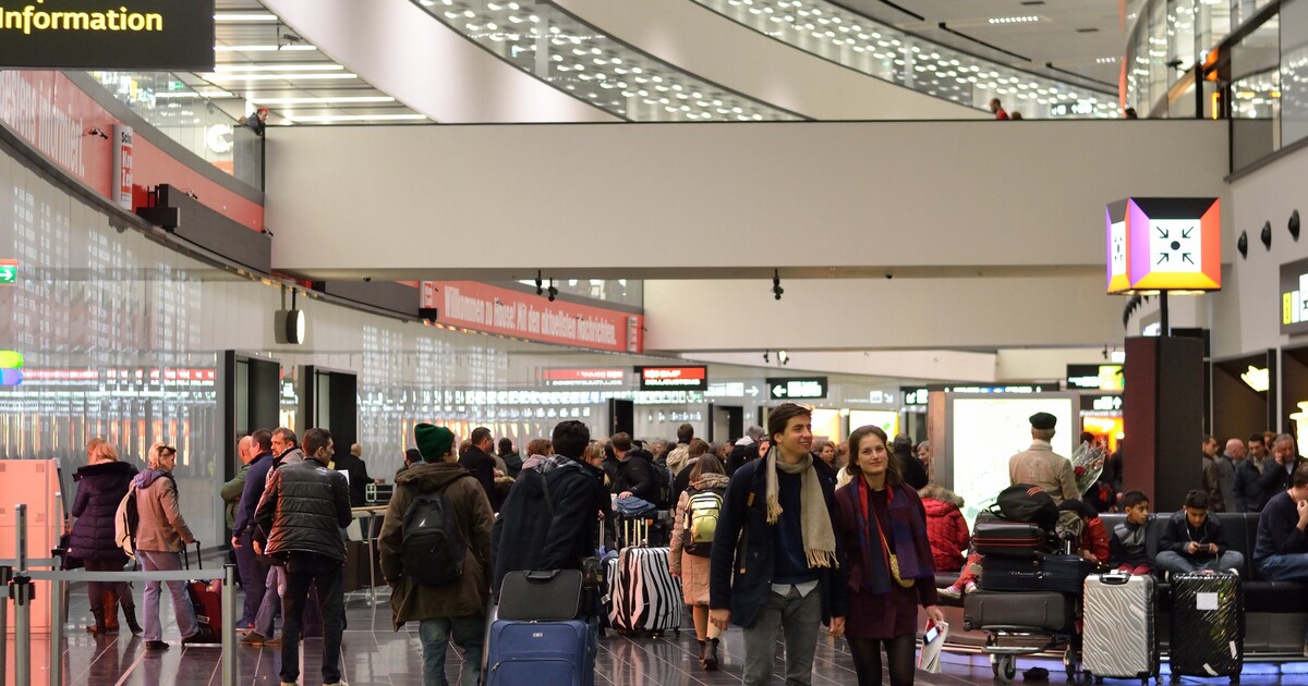 Kybernetický útok zasáhl několik evropských letišť. Mnohé lety budou mít zpoždění nebo budou zrušeny