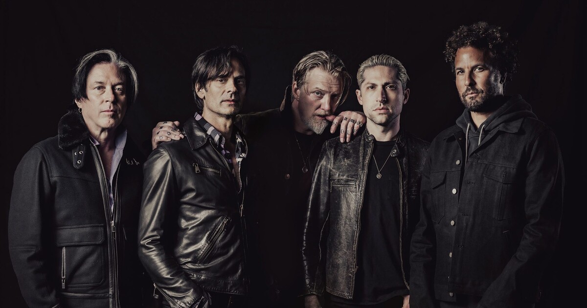 Album týdne, nebo propadák týdne? Queens of the Stone Age vypustili do světa novinku In Times New Roman